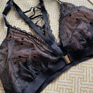 Lane Bryant/Cacique front closure bralette. 40DD